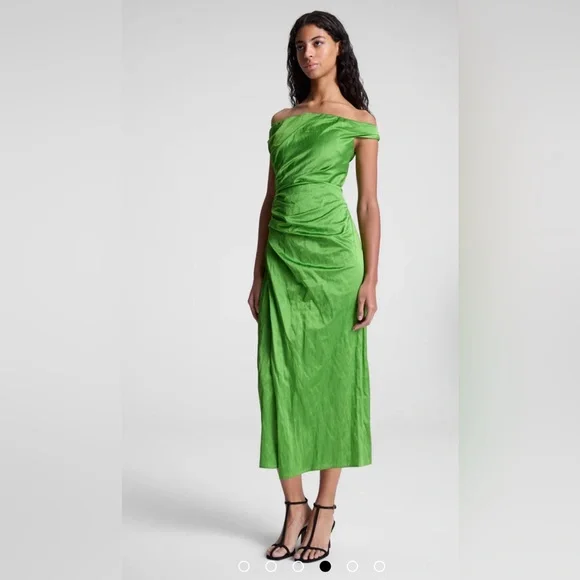 A.L.C. Camille Off Shoulder Satin Dress Elegant Green Off-Shoulder Dress size 6 - Picture 4 of 5